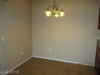 Photo #4: 2290053 Listing 