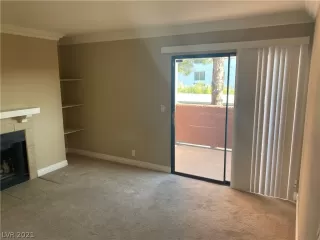 Photo #1: 2290116 Listing 