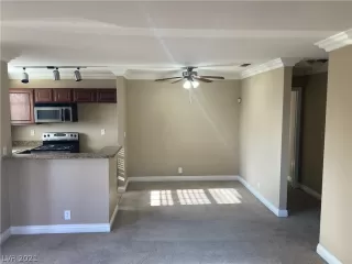 Photo #2: 2290116 Listing 