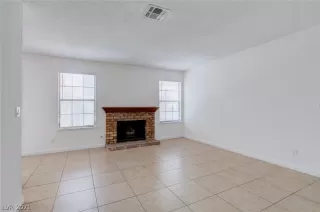 Photo #2: 2290134 Listing 