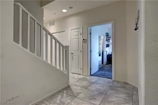 Photo #2: 2290154 Listing 