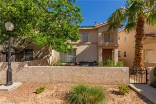 Photo #5: 2290166 Listing