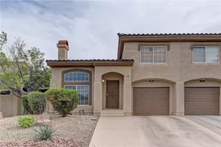 Photo #1: 2290205 Listing