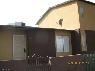 Photo #1: 2290251 Listing 