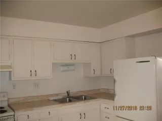 Photo #6: 2290251 Listing 