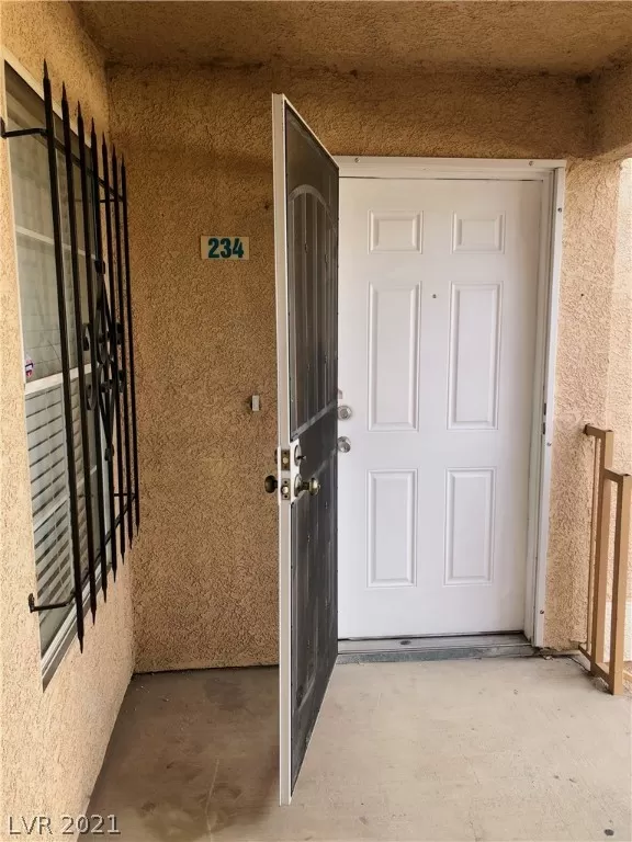 MLS: 2290265 Condo For Sale