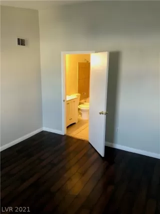 Photo #2: 2290265 Listing 