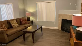 Photo #2: 2290327 Listing