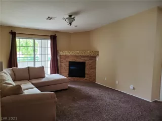 Photo #1: 2290336 Listing 