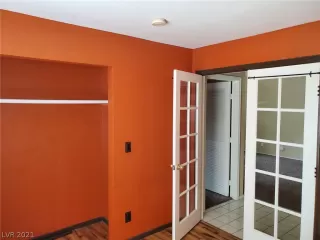 Photo #2: 2290336 Listing 