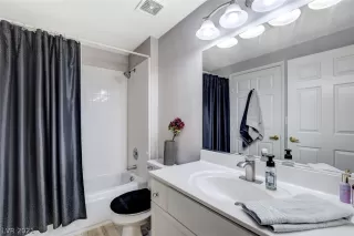 Photo #5: 2290344 Listing 