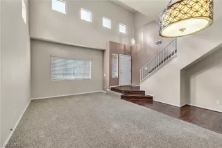 Photo #1: 2290383 Listing 