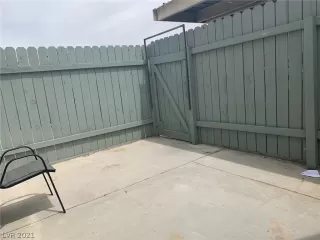 Photo #6: 2290403 Listing