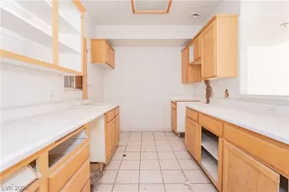 Photo #4: 2290447 Listing 