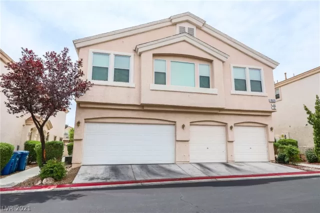 MLS: 2290458 Condo For Sale