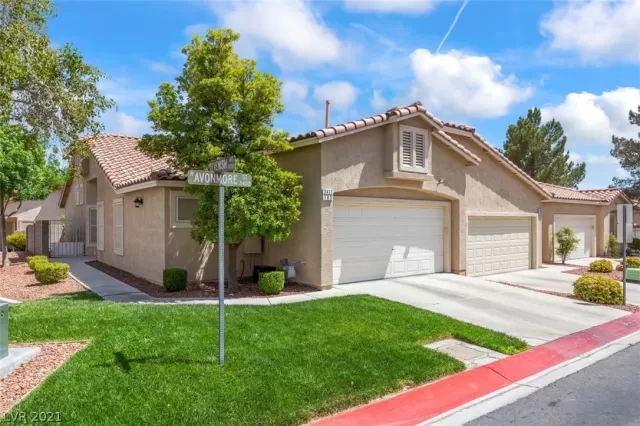 MLS: 2290462 Condo For Sale