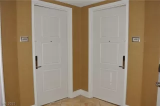 Photo #2: 2290511 Listing