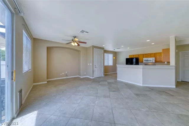 MLS: 2290541 Condo For Sale