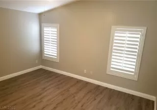 Photo #5: 2290587 Listing