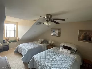 Photo #4: 2290593 Listing