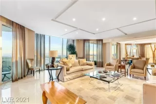 Photo #5: 2290602 Listing