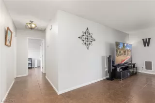 Photo #6: 2290614 Listing 