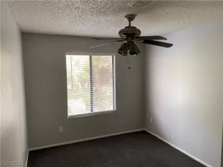 Photo #5: 2290632 Listing 