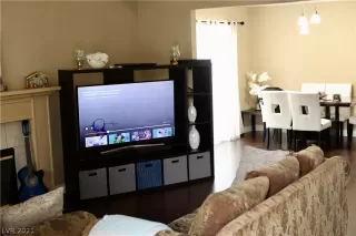 Photo #2: 2290674 Listing 