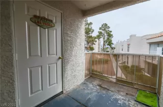 Photo #5: 2290677 Listing 