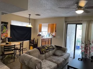 Photo #2: 2290703 Listing