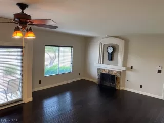 Photo #2: 2290707 Listing