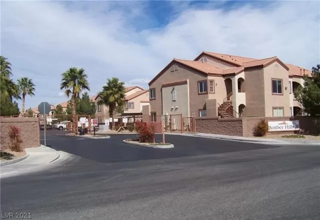 MLS: 2290774 Condo For Sale