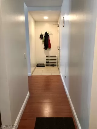 Photo #1: 2290780 Listing