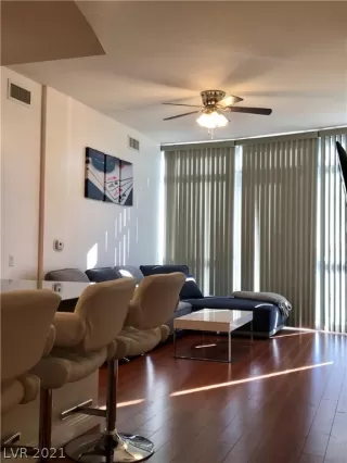 Photo #2: 2290780 Listing