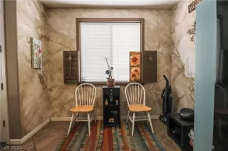 Photo #2: 2290829 Listing