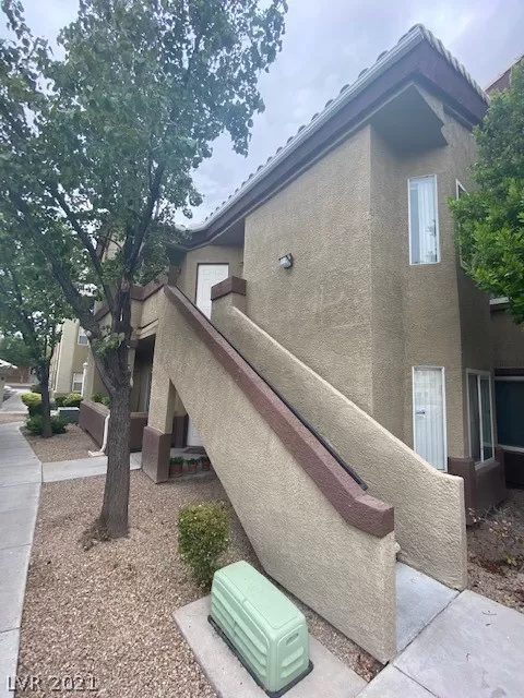 MLS: 2290858 Condo For Sale