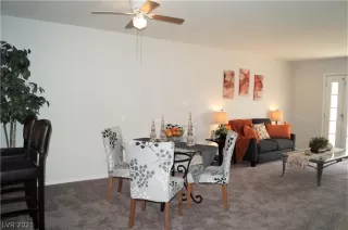 Photo #1: 2290861 Listing