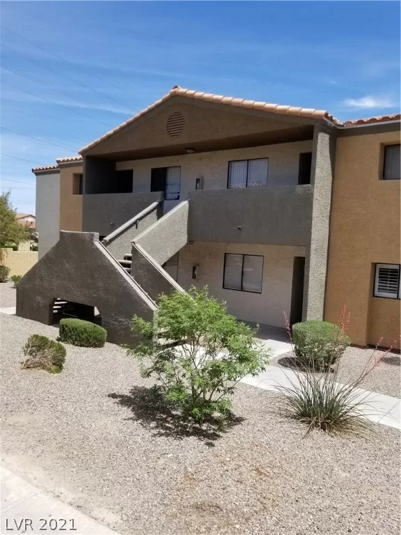 MLS: 2290862 Condo For Sale