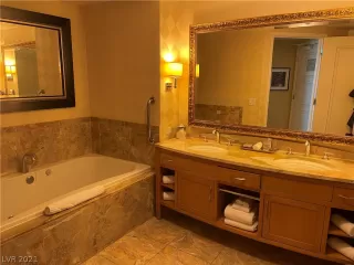 Photo #6: 2290885 Listing 