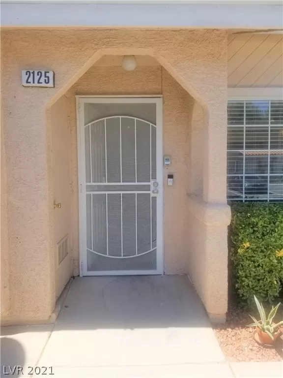 MLS: 2290922 Condo For Sale