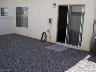 Photo #3: 2290960 Listing 