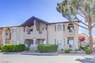 Photo #3: 2290970 Listing