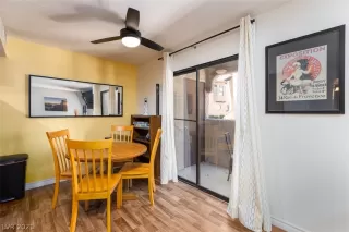 Photo #4: 2290970 Listing