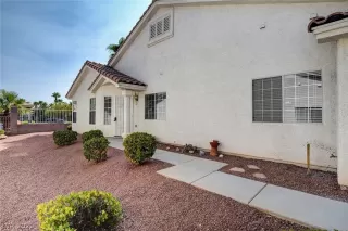 Photo #3: 2290999 Listing 