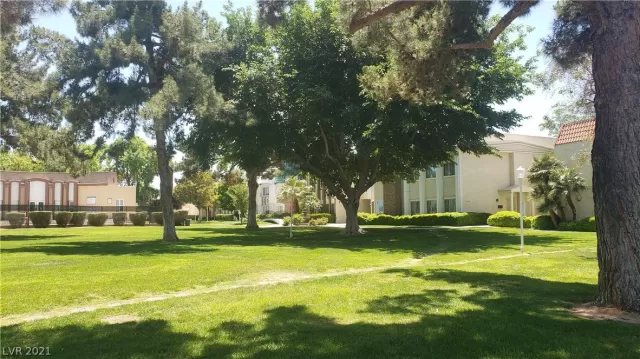 MLS: 2291030 Condo For Sale