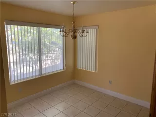 Photo #3: 2291033 Listing