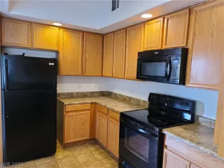 Photo #3: 2291078 Listing 