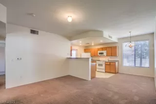 Photo #2: 2291084 Listing