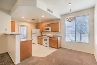 Photo #6: 2291084 Listing