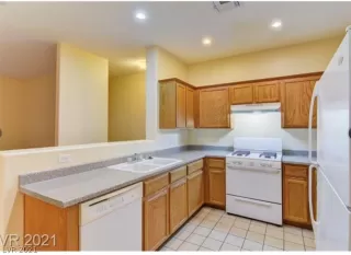 Photo #3: 2291118 Listing 